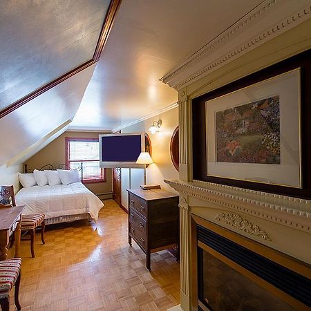 Auberge Mr James Ривьер-дю-Лу Экстерьер фото
